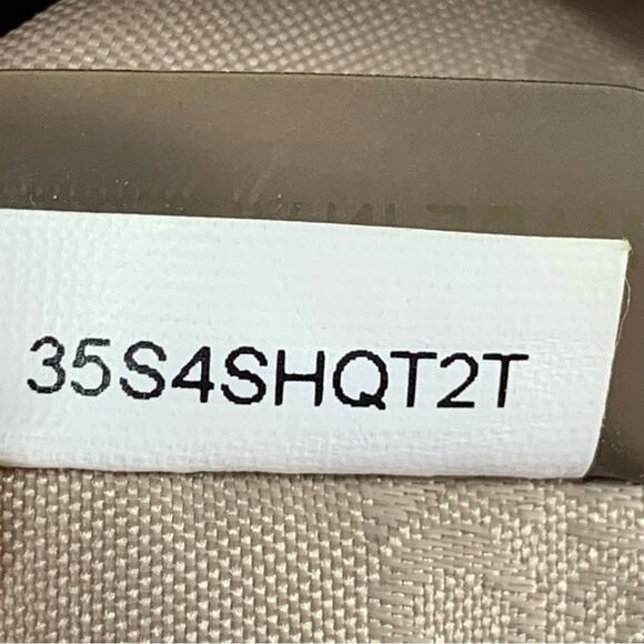 Michael Kors Hamilton Quilted Gray and White Hand Shoulder Bag - Picture 13 of 16